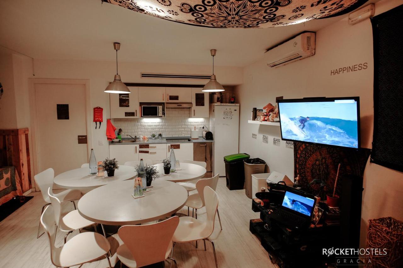 Rocket Hostels Gracia Barcelona Ngoại thất bức ảnh